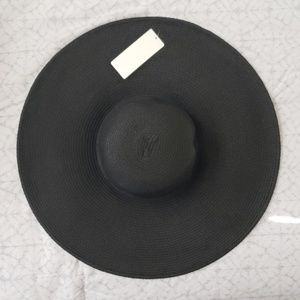 💥FINAL SALE💥 NWT floppy summer hat